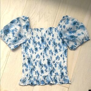 Art Class Blue and White Puff Sleeve Blouse